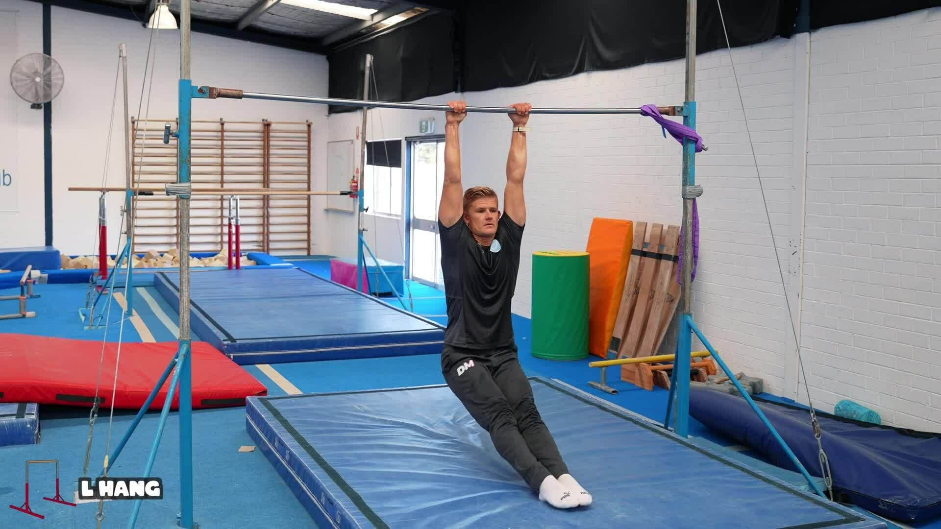 Elementary gymnastics - Bars - 3 L hang