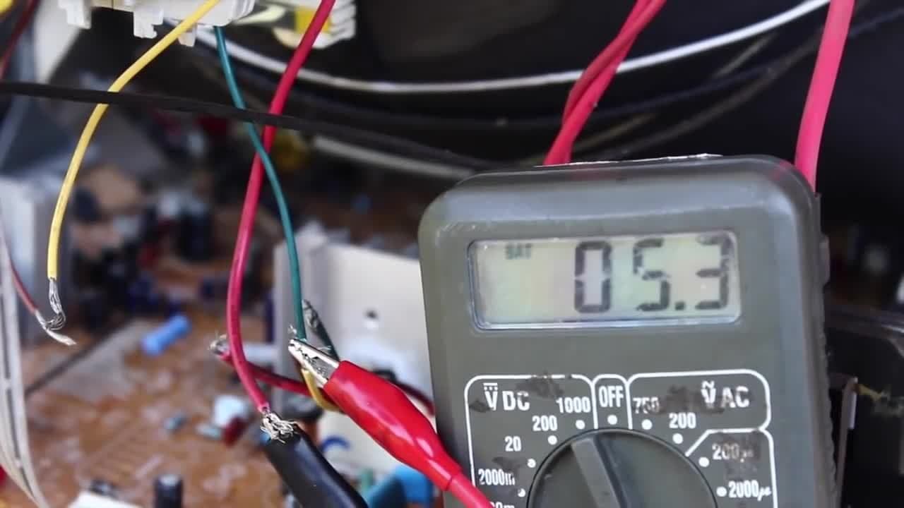Oscilloscope From an Old Television