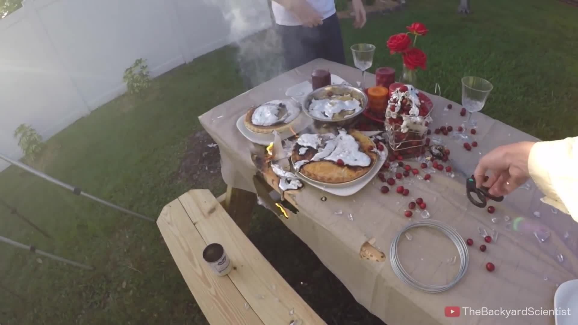 Molten Aluminum Vs. Pie (+Sodium!)