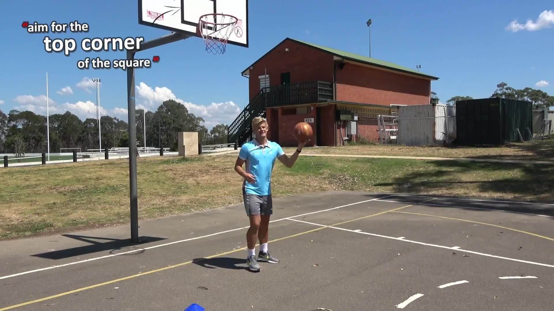#4. How to teach: Layups Part 1 › One-step & shoot | Basketball skills in PE
