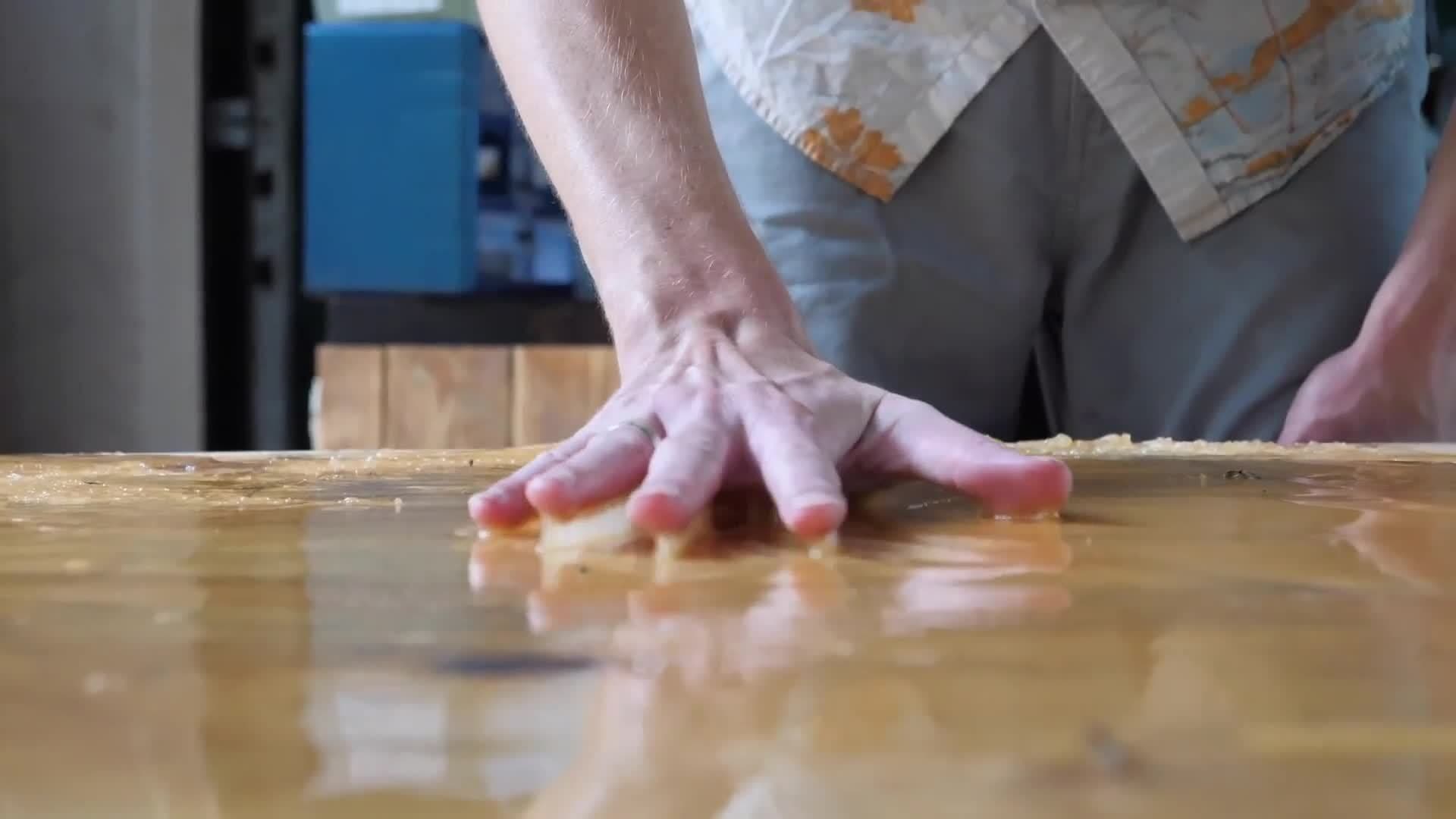 Can a Person escape a human-sized Glue Trap?