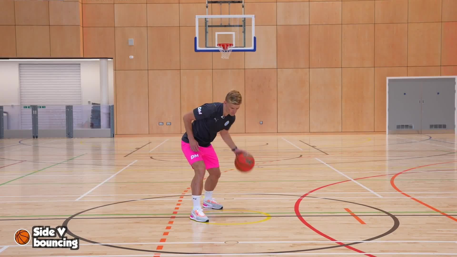 Basketball - Side V bouncing
