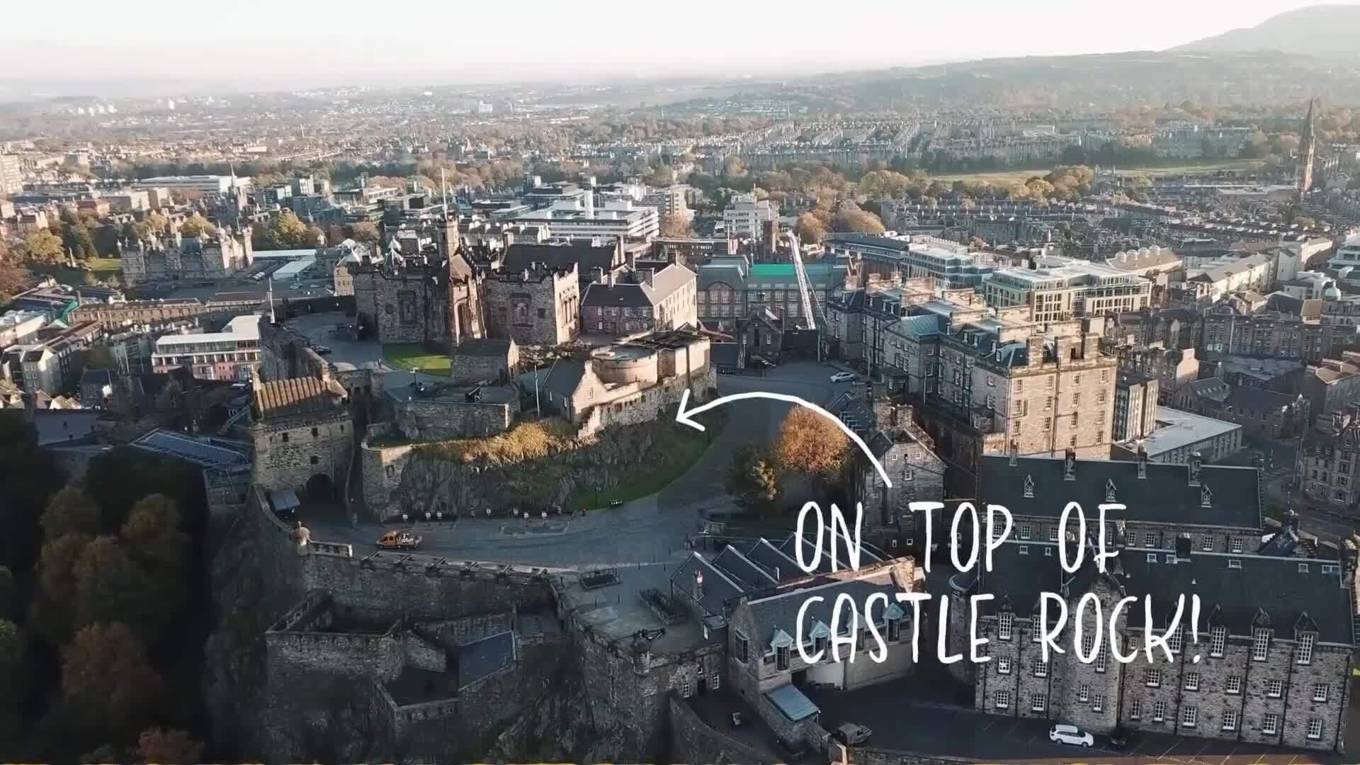 I WONDER - Why Is Edinburgh Castle Famous?