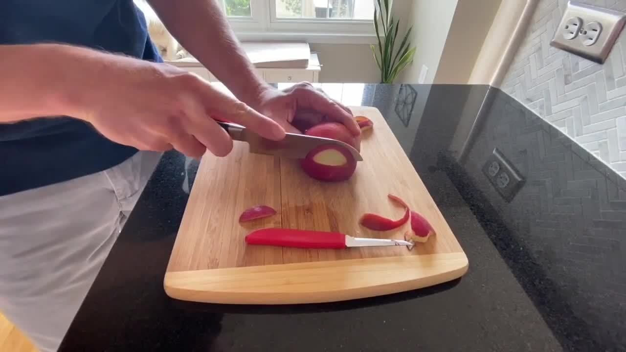 How to Make an Apple Swan - Fruit Sculpture Garnish for Beginners