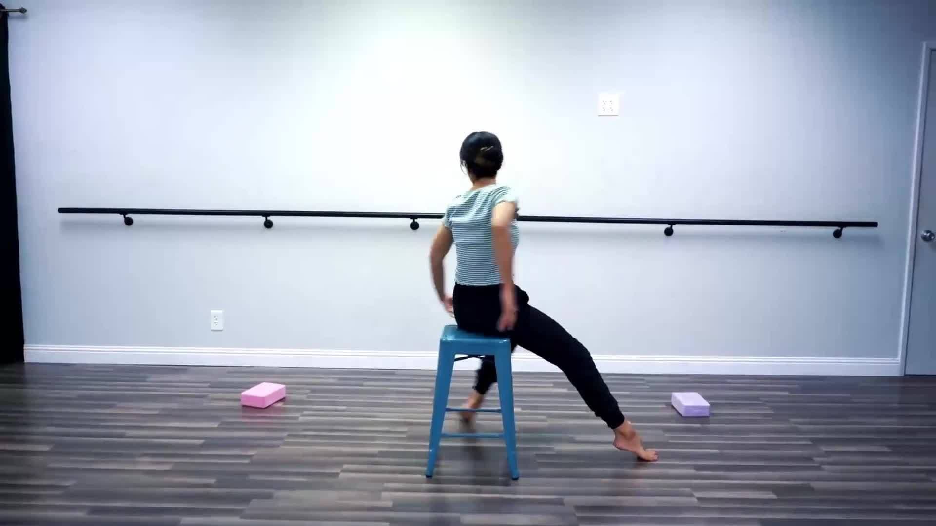 Contemporary Dance For A Small Space I @MissAuti