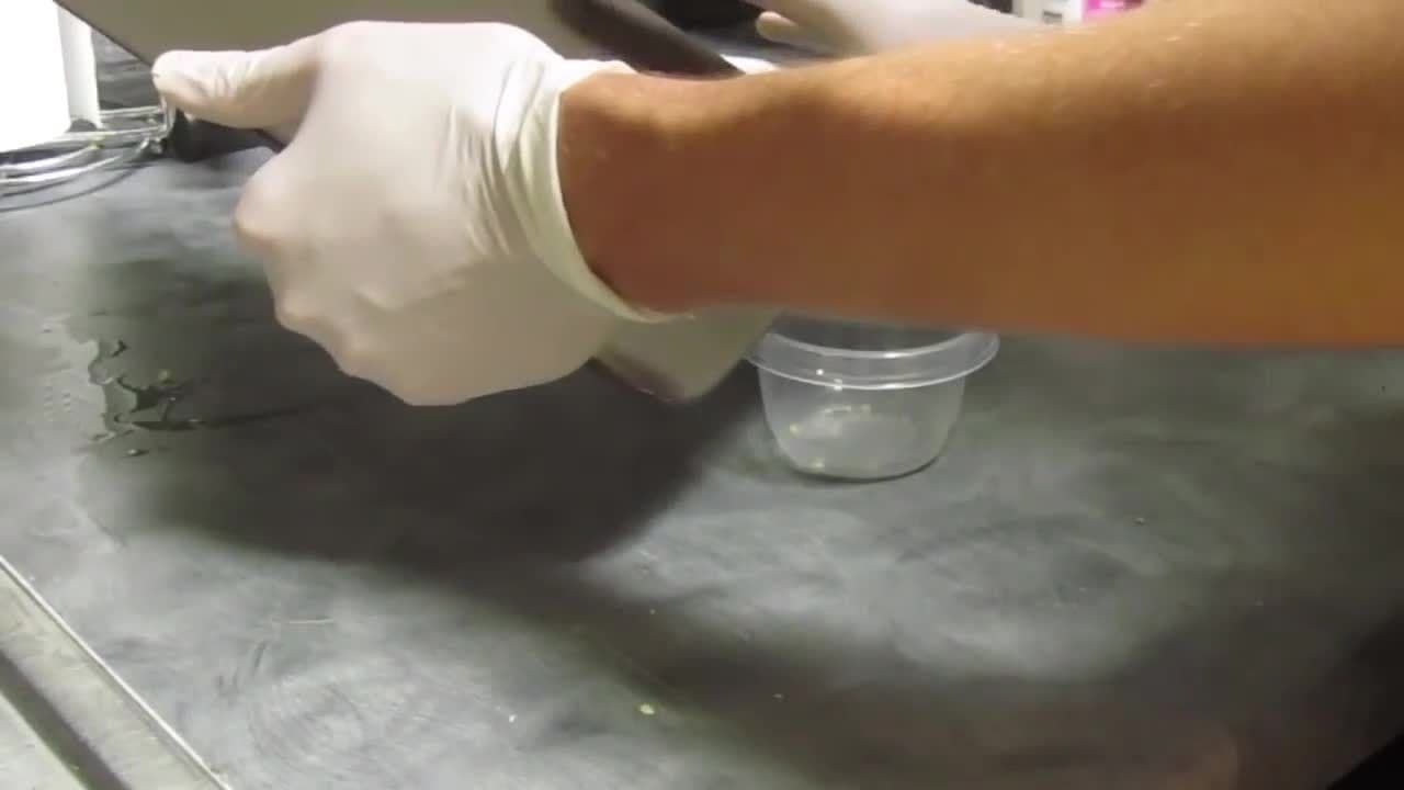 Soxhlet Extraction Capsaicin out of hot peppers!