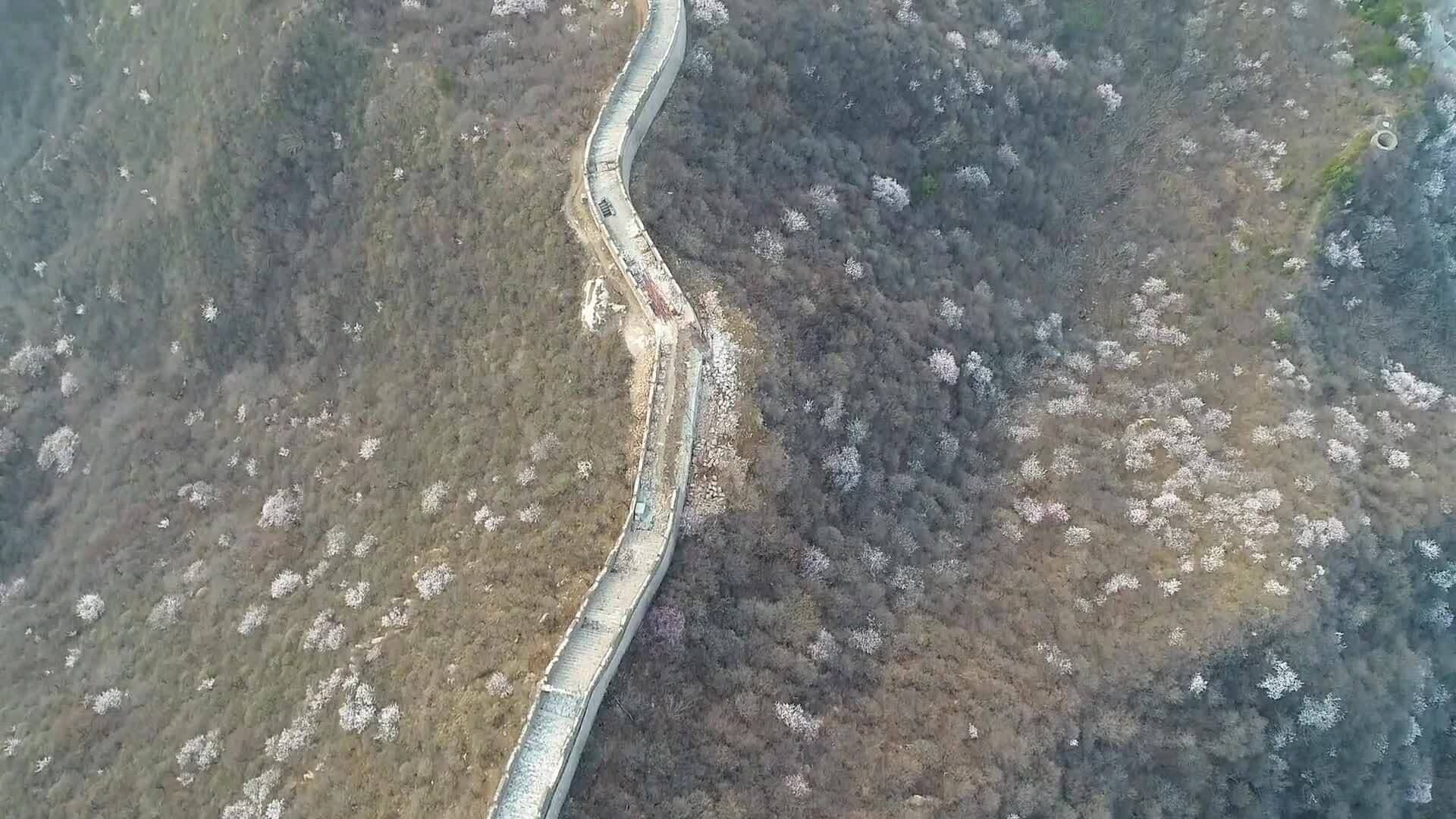 I WONDER - Can You See The Great Wall Of China From Space?